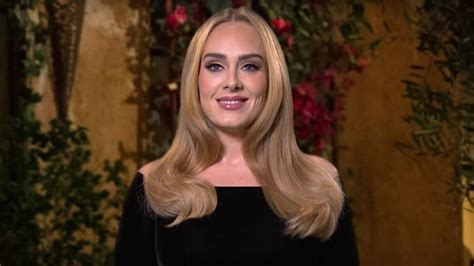 adele nackt|Adele poses in swimsuit in sensational new birthday photos